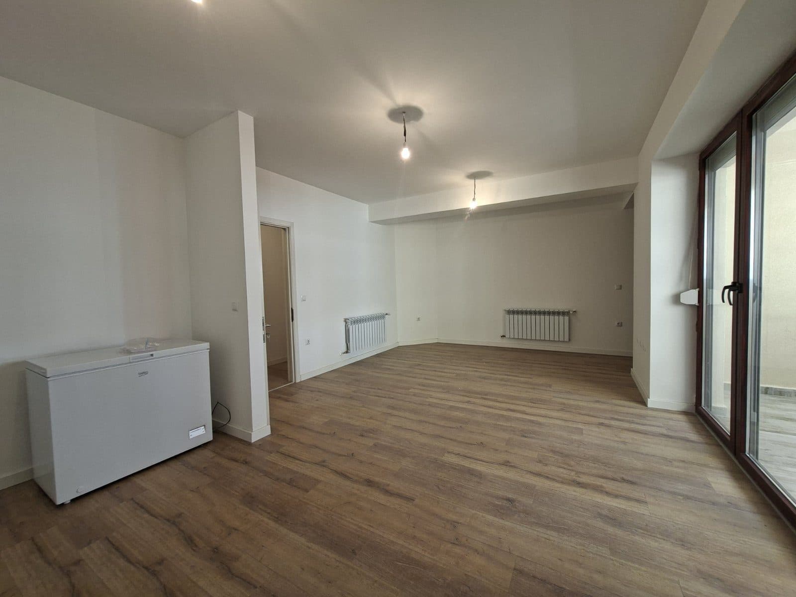 Zyrë me QIRA – 145 m² | Lakrishte, 3