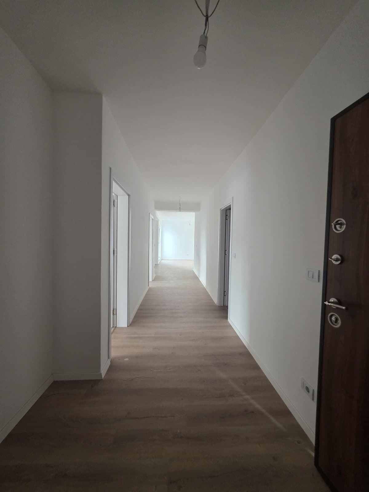 APARTAMENT PËR SHITJE – 120.30 m² 4