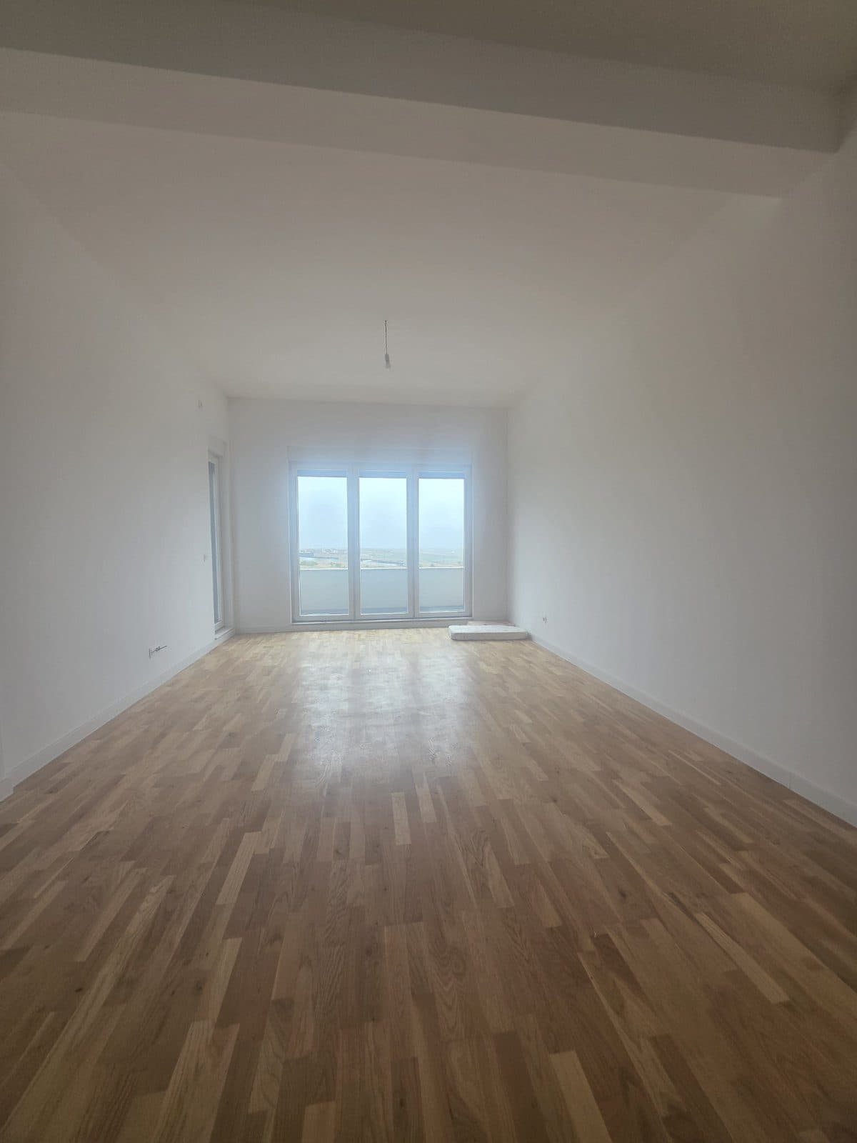 Banesë në SHITJE – 83.60 m² | Kalabri, 2