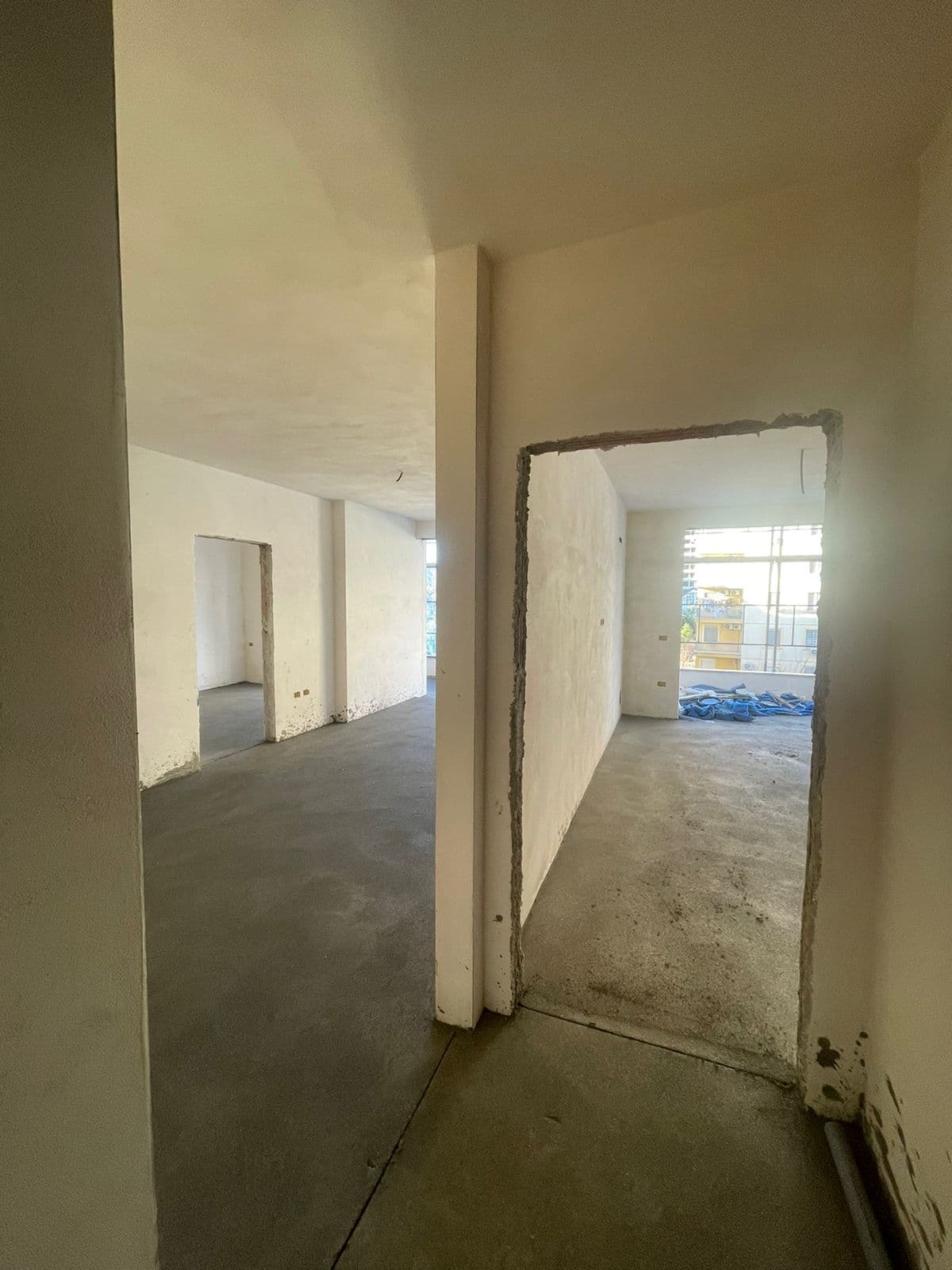 EKSKLUZIVE Banesë në SHITJE – 77 m² 2