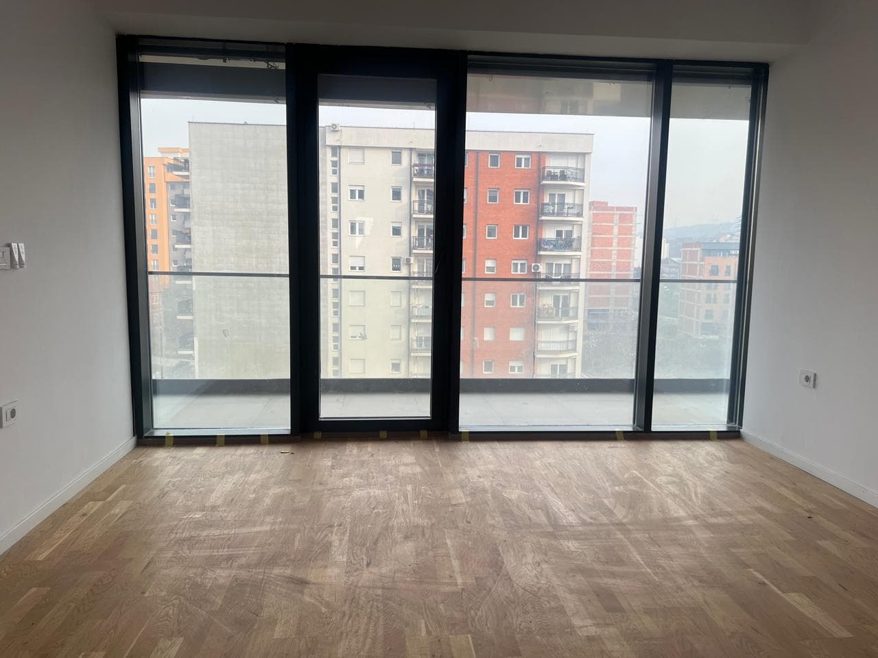 Banesë në SHITJE – 180 m² | Rruga