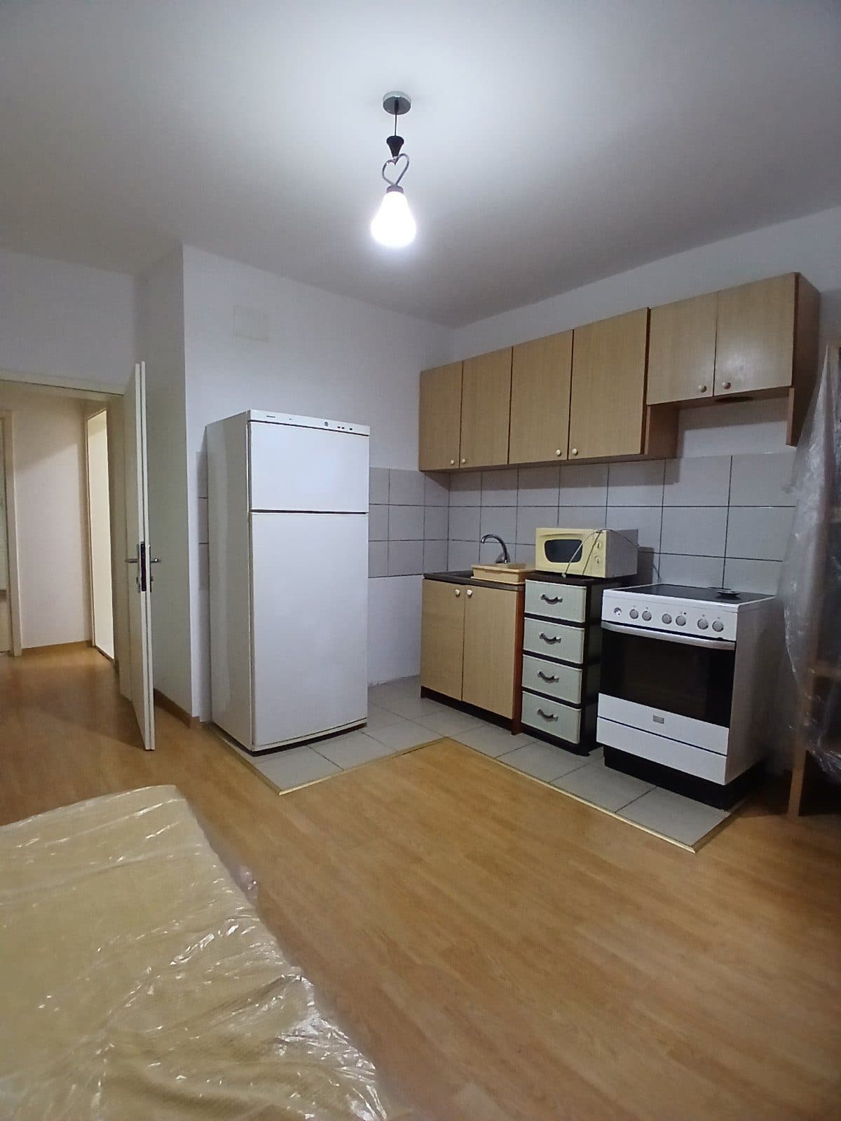 Shtëpi me Qira – 100 m² | Te Xhamia e 3