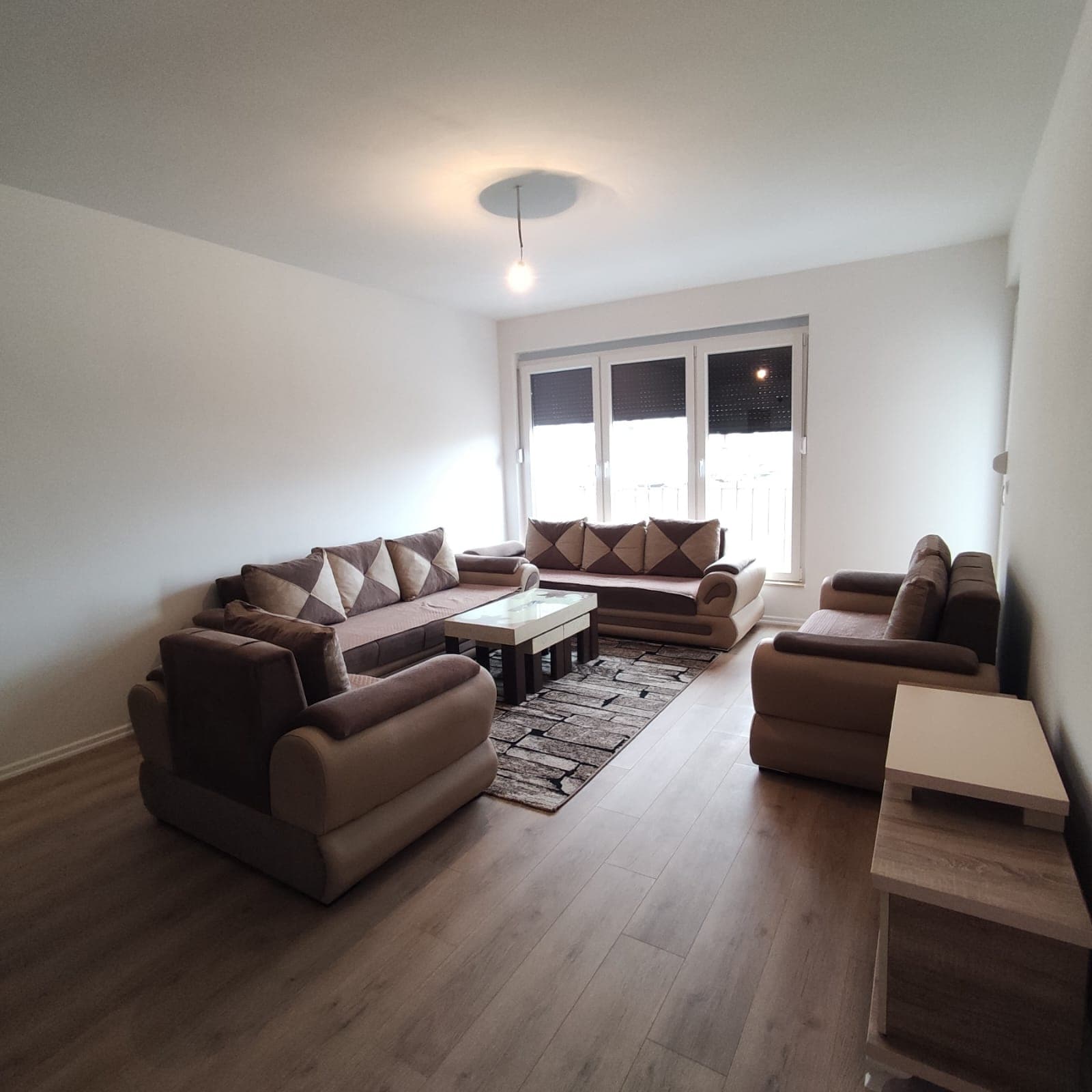 Banesë me QIRA – 85 m² | Bresje, Fushë