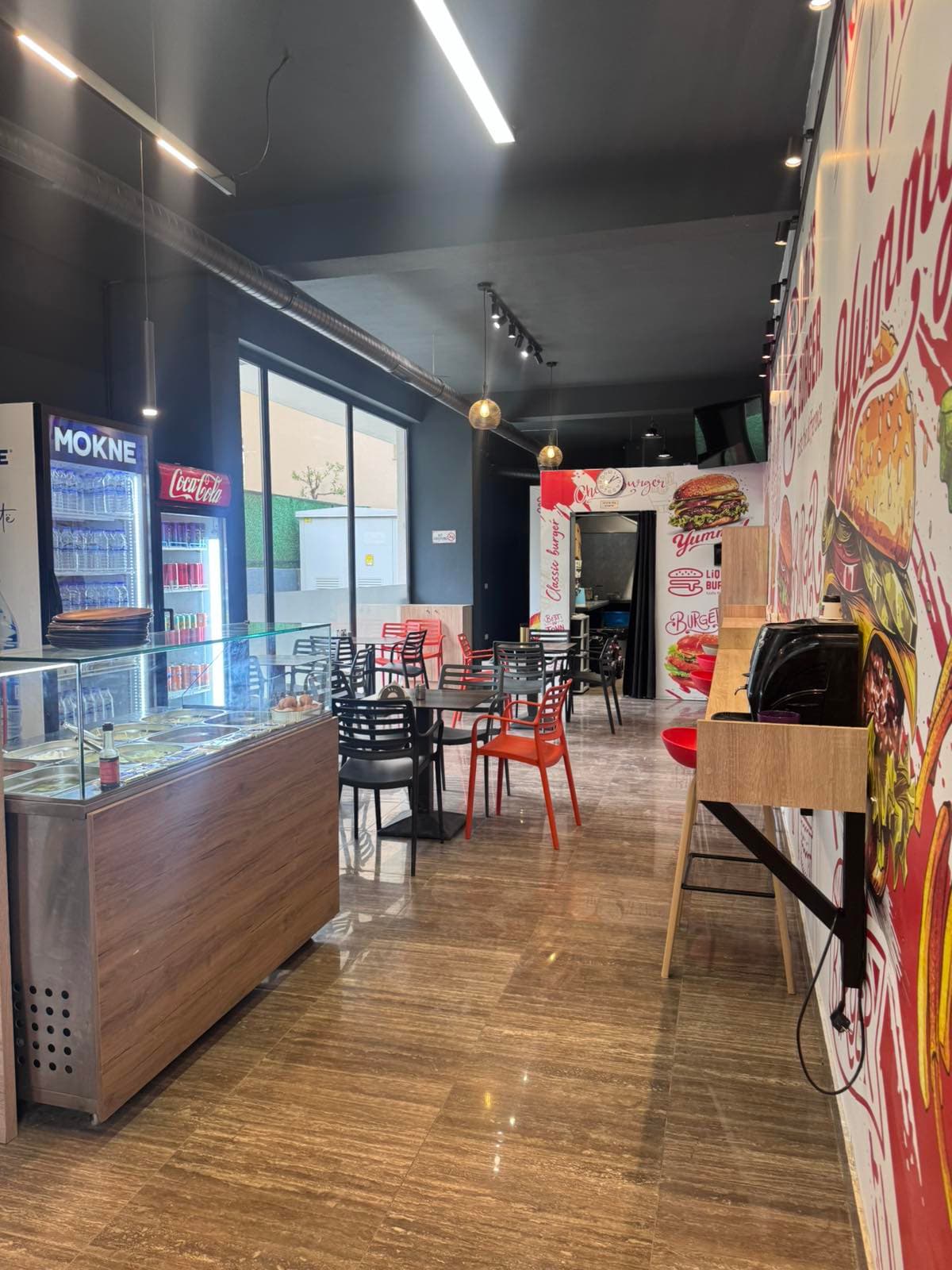 Lokal me QIRA – 75 m² | Rruga B, 3