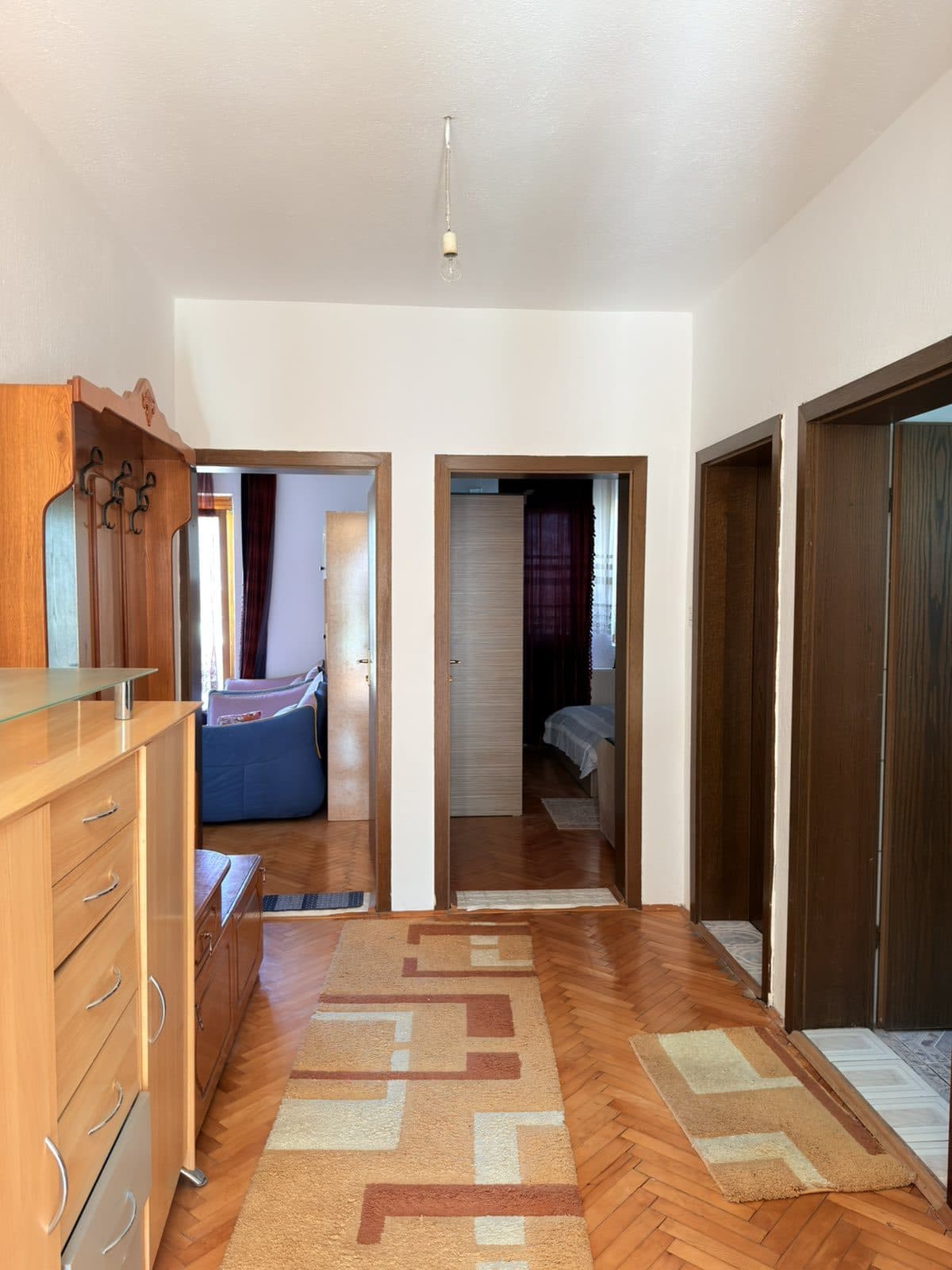 Kat shtëpie për qira – 90 m² | Kalabria/Emshir, Prishtinë