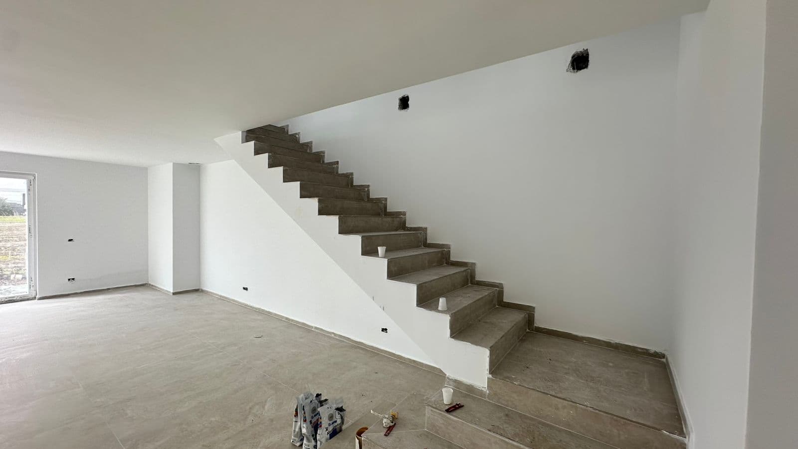 Shtëpi në SHITJE – 215 m² | Çagllavicë
