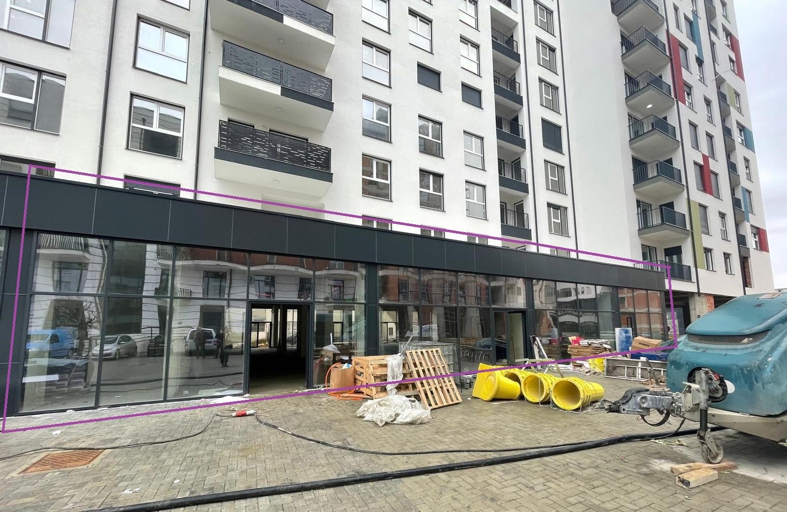 Lokal në SHITJE – 472 m² | Drenas