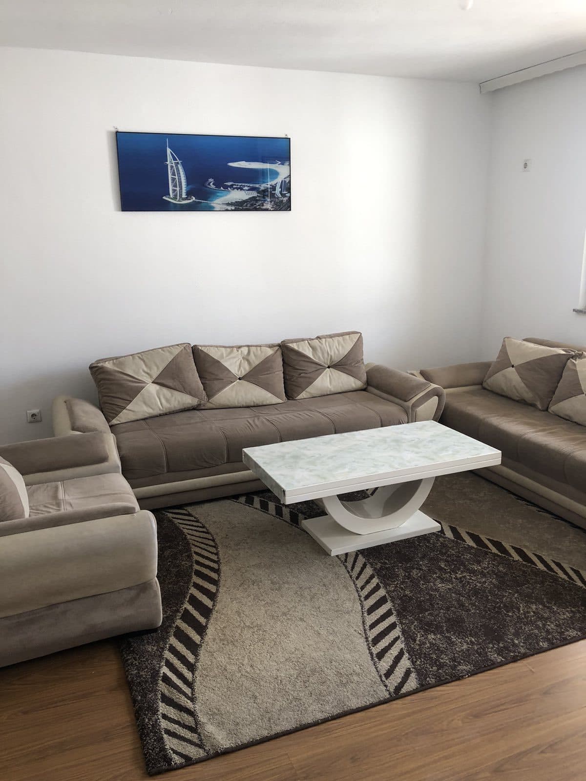 Banesë në SHITJE – 93 m² | Dardania, 2
