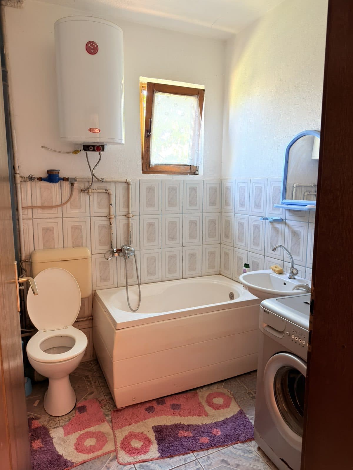 Kat shtëpie për qira – 90 m² | Kalabria/Emshir, Prishtinë