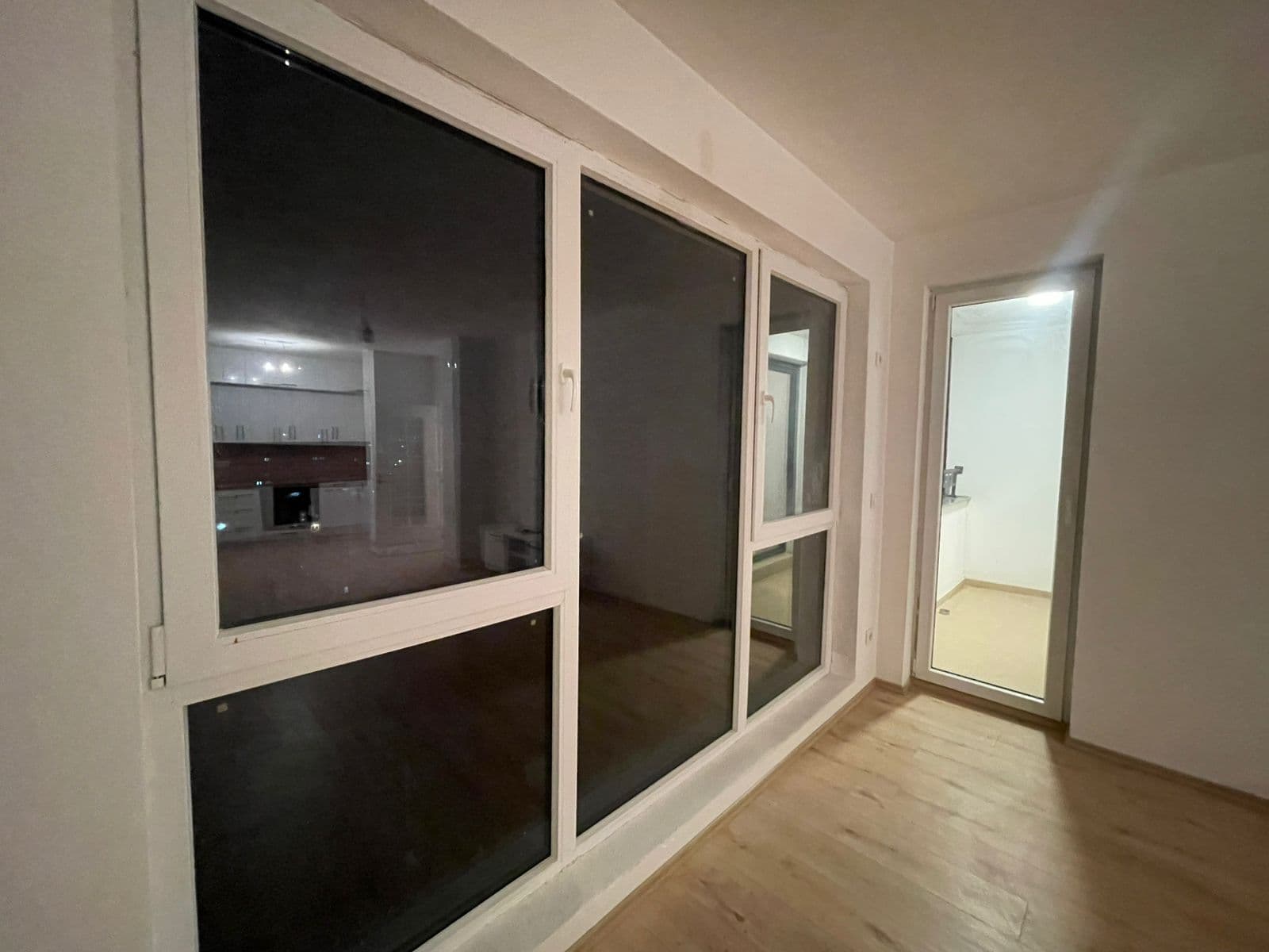 Apartament për QIRA ose PËR SHITJE – 88 m² | Vushtrri, Kati 8