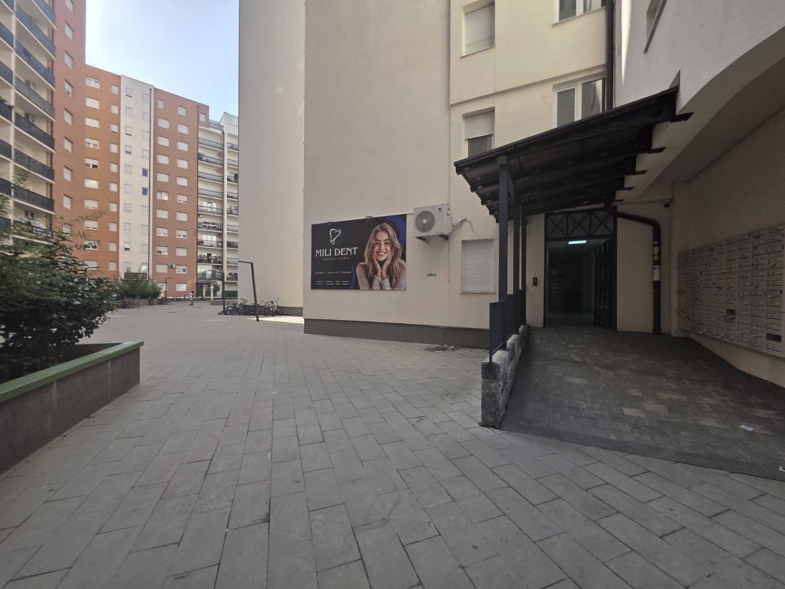 Penthouse në Shitje – 230 m² | Rr
