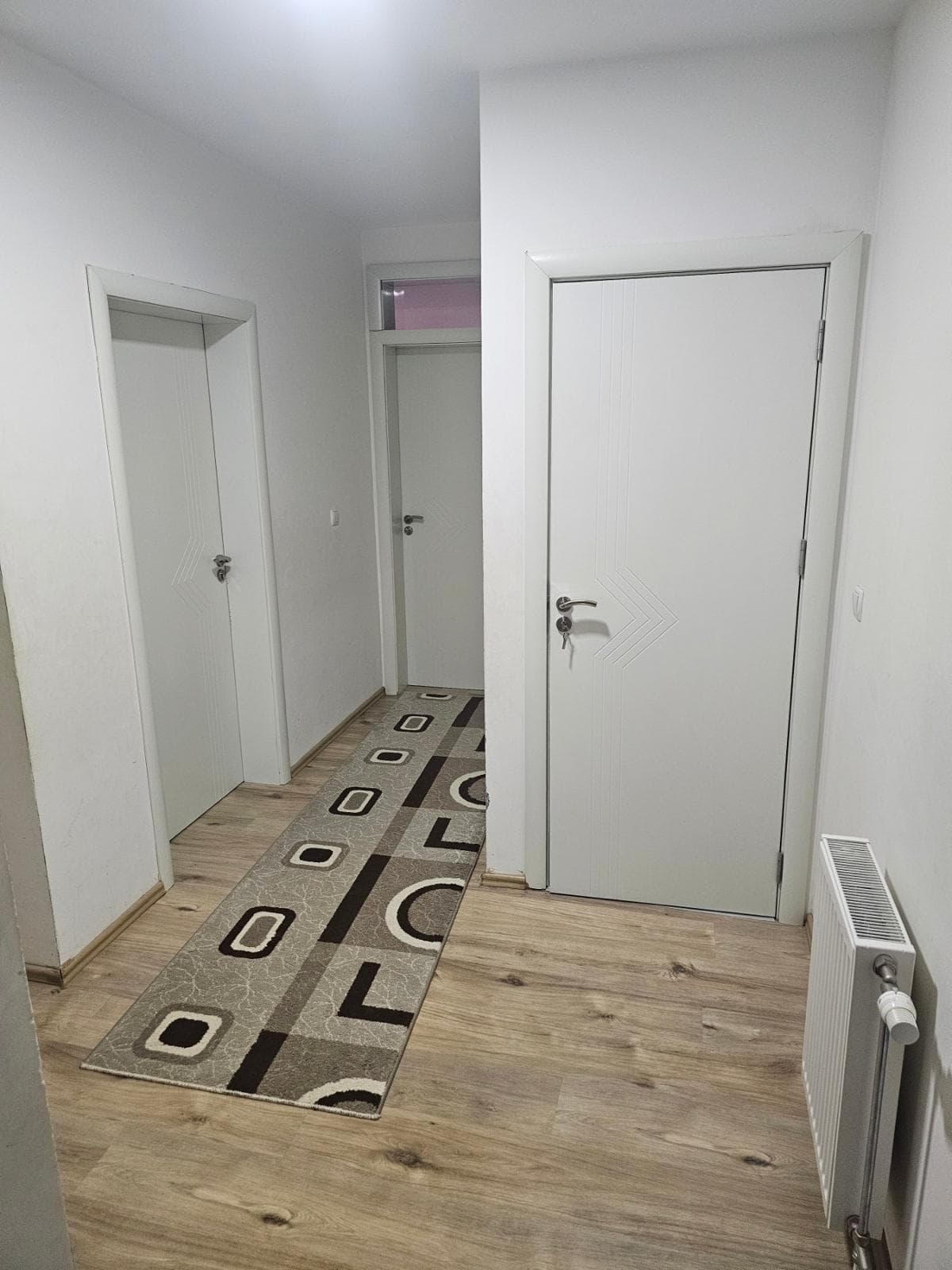 APARTAMENT ME QIRA – 85 m² 3