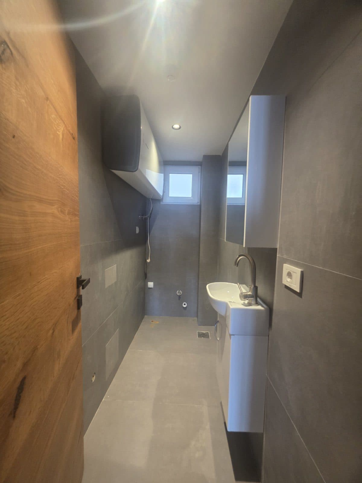SHTËPI LUKSOZE PËR QIRA – 800 m² | DRAGODAN, PRISHTINË | €4,000/MUAJ