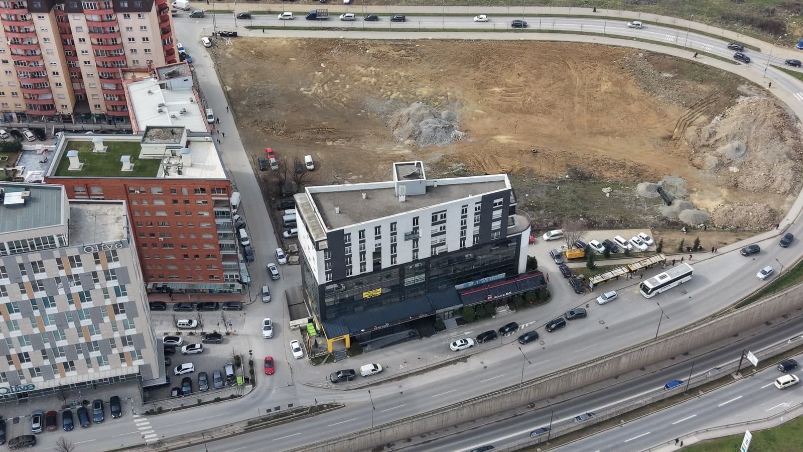 Penthouse në SHITJE – 245 m² + 25 m²