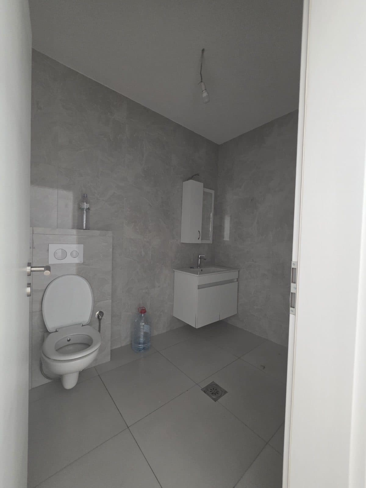 Penthouse për Shitje – 230 m² | Rruga Remzi Hoxha, Ferizaj