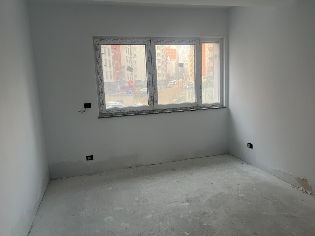 Banesë në SHITJE – 175 m² | Rr 4