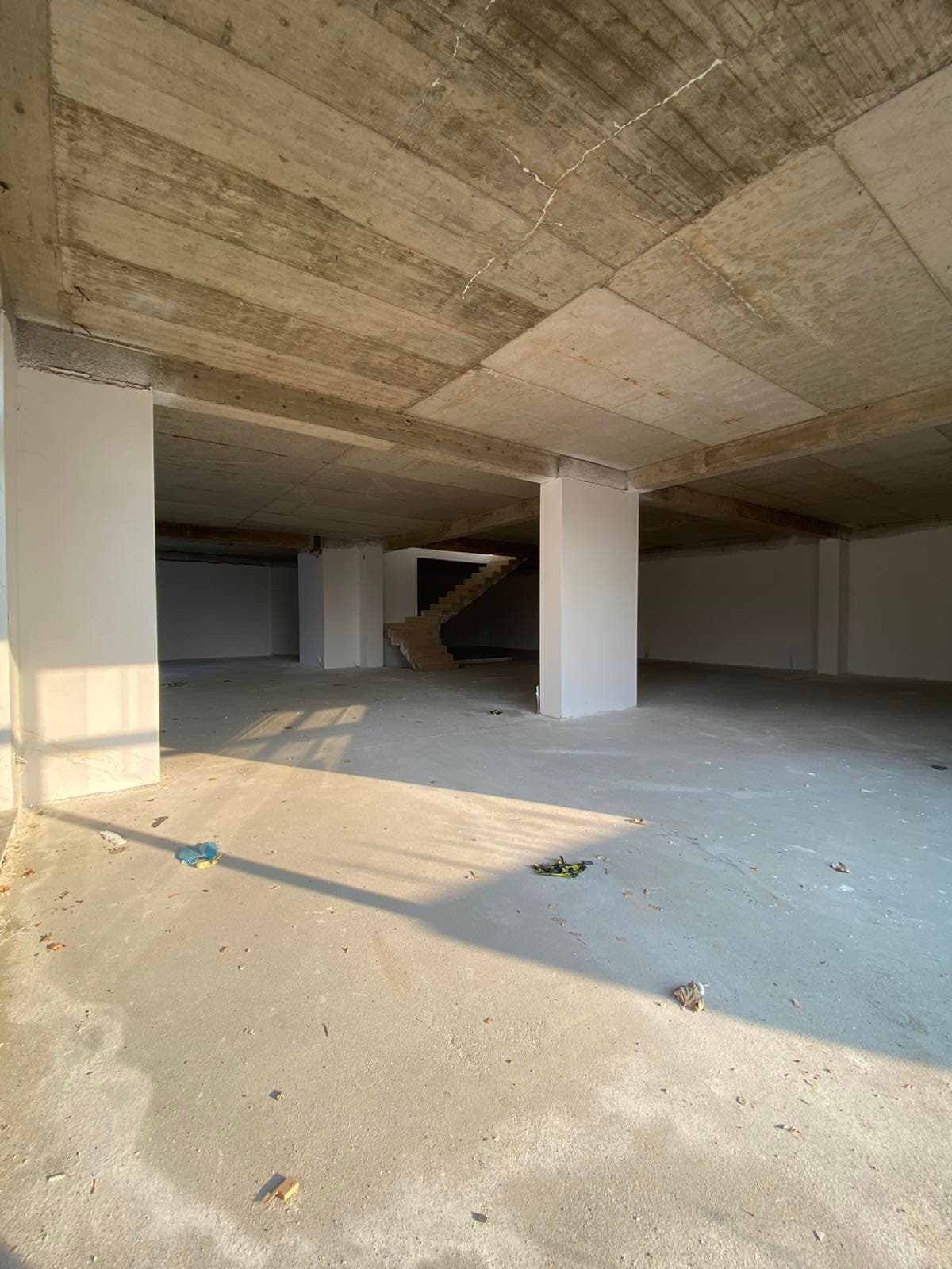 Hapësirë Komerciale për Qira – 830 m² | Kompleksi Blerti 2, Kalabri, Prishtinë