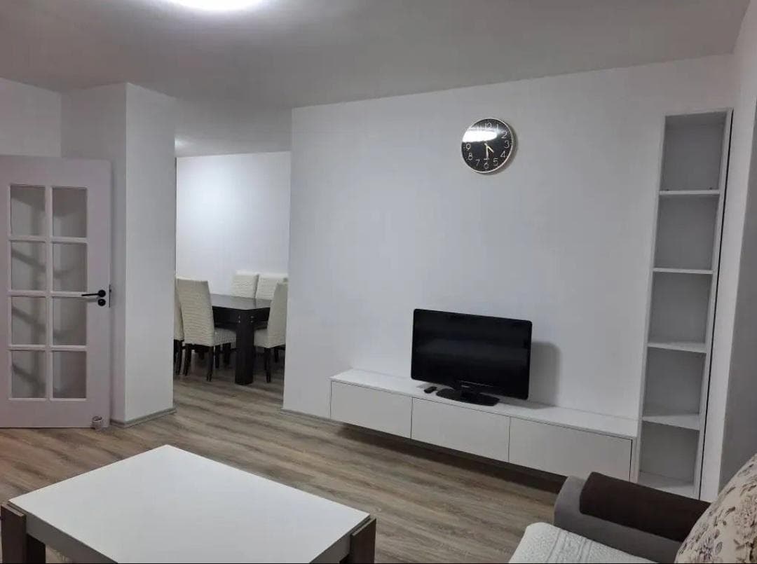 APARTAMENT PËR QIRA – 110 m² 2