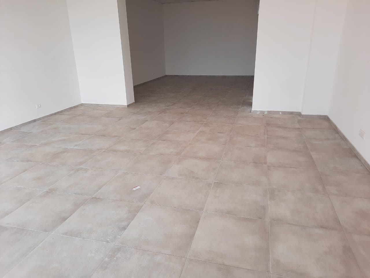 Lokal në SHITJE – 75.6 m² | Prime City, 4