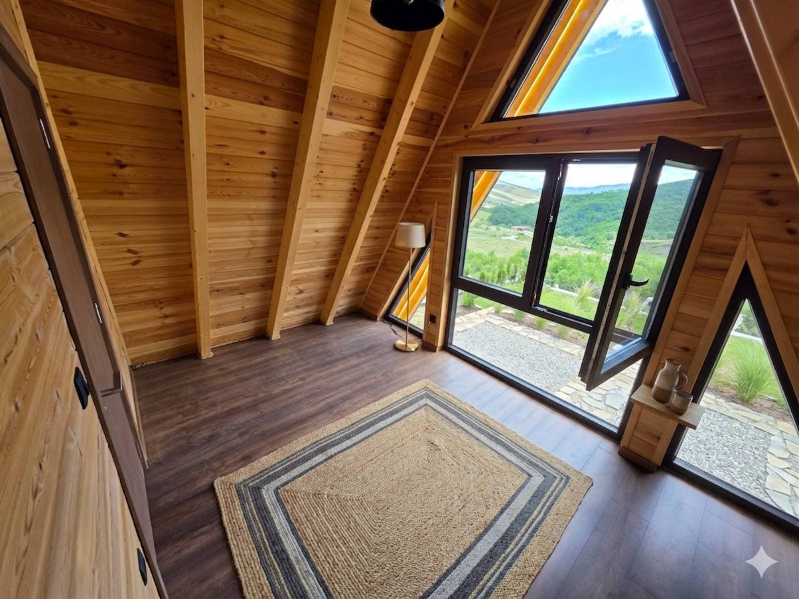 Vilë në SHITJE – 96 m² | 5 Ari Truall 3