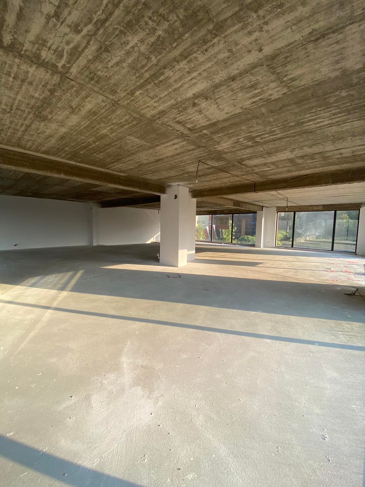 Hapësirë Komerciale për Qira – 830 m² | Kompleksi Blerti 2, Kalabri, Prishtinë