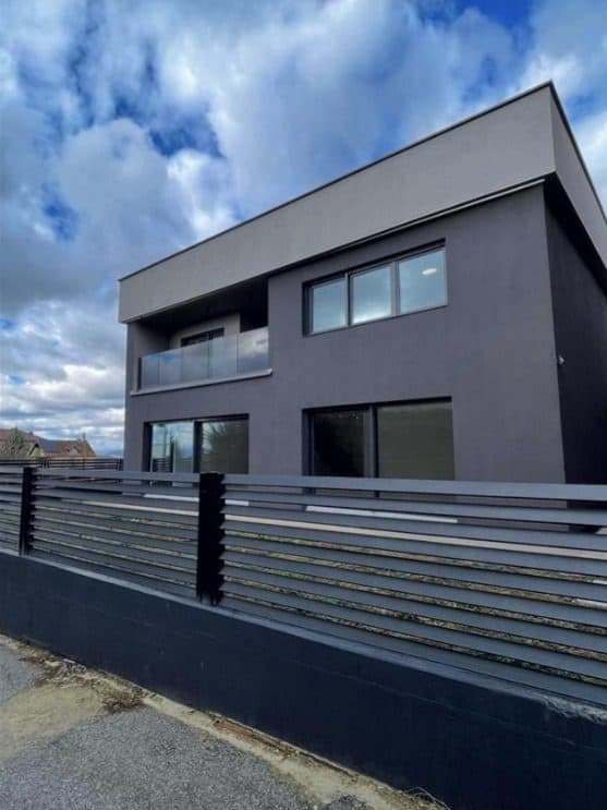 Shtëpi në SHITJE – 260 m² | Lagjja