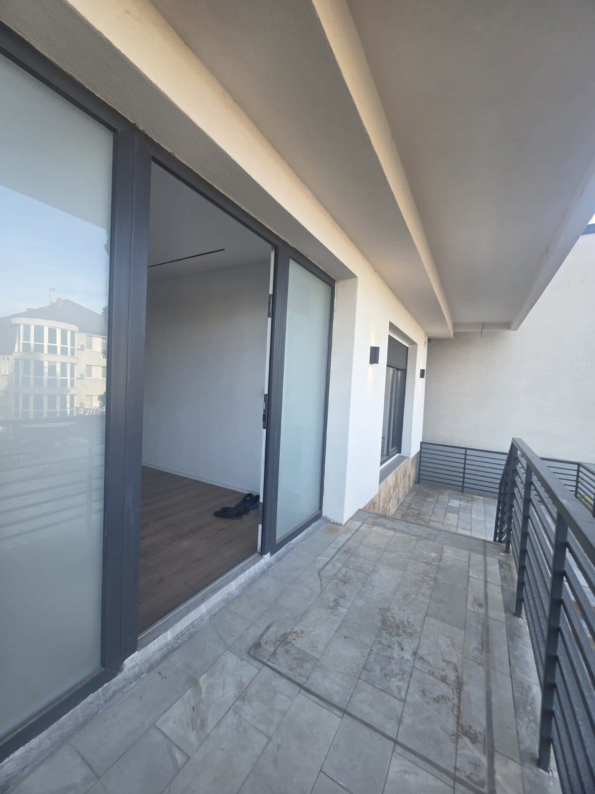 SHTËPI LUKSOZE PËR QIRA – 800 m² | DRAGODAN, PRISHTINË | €4,000/MUAJ 2