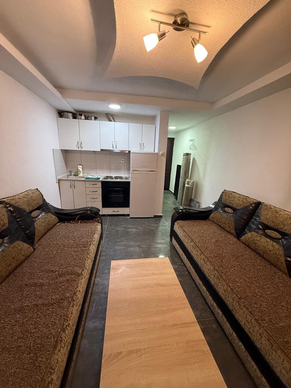 APARTAMENT PËR QIRA – 30 m² 2