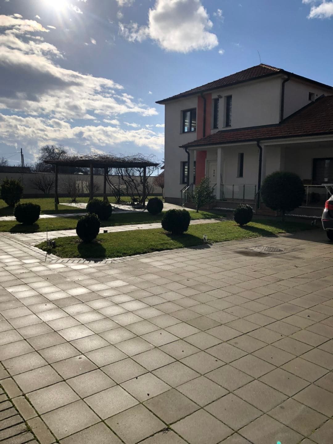Shtëpi në SHITJE – 200 m² | Preoc,