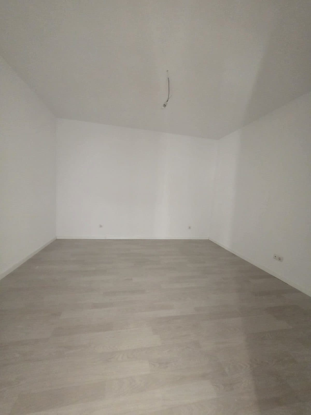 Penthouse në Shitje – 230 m² | Rr