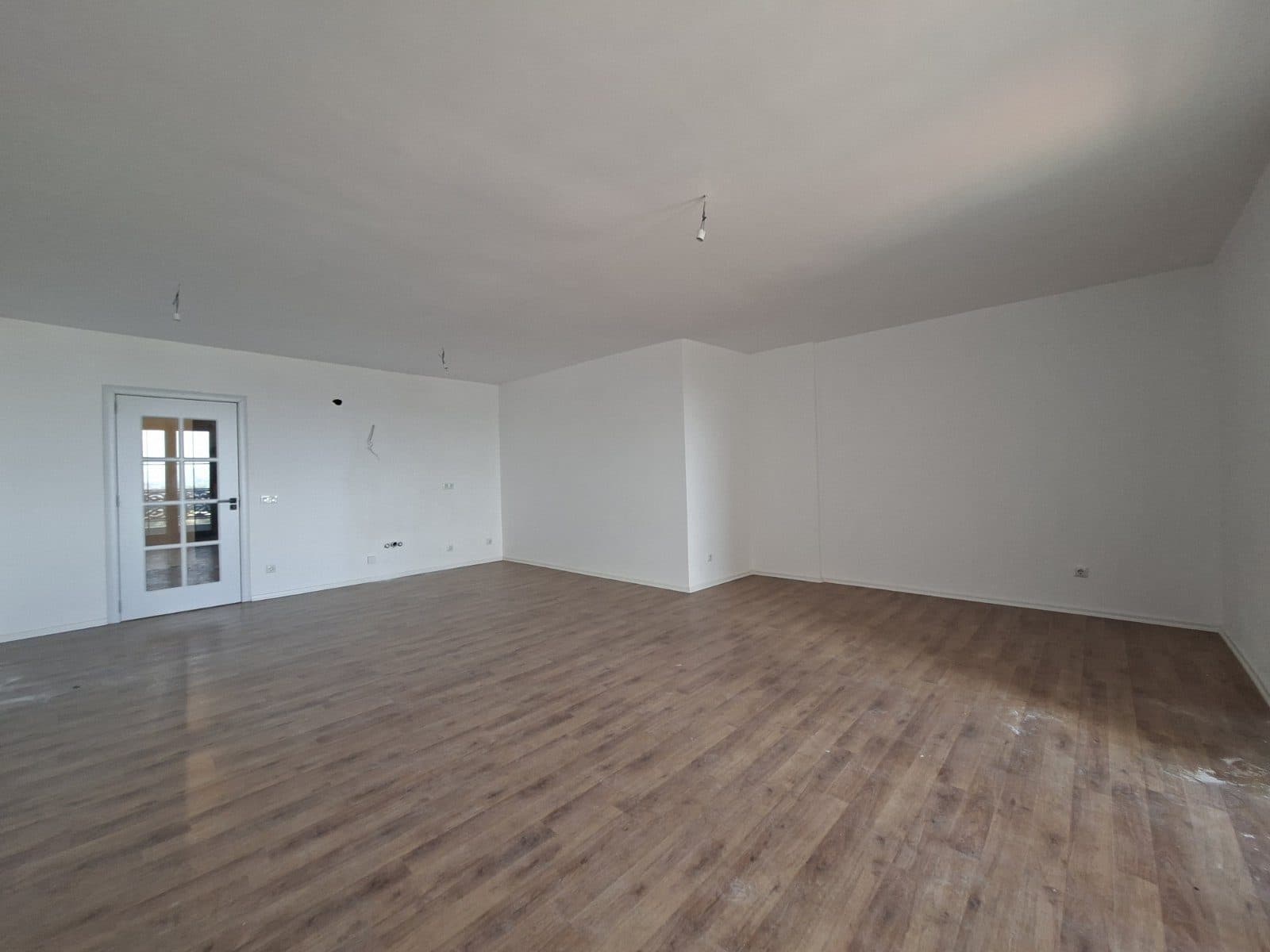 Banesë në SHITJE – 109 m² | Fushë Kosovë 3