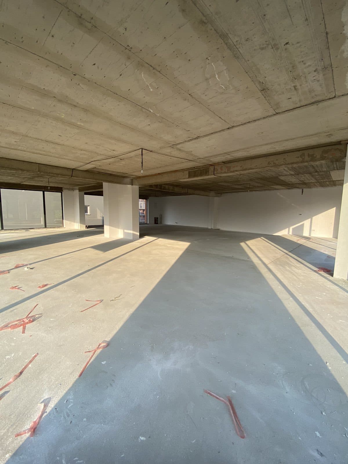 Hapësirë Komerciale për Qira – 830 m² | Kompleksi Blerti 2, Kalabri, Prishtinë