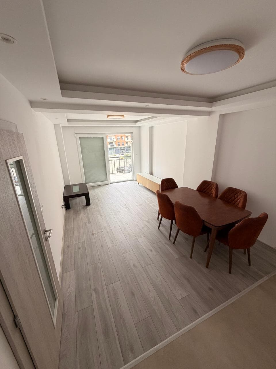 Banesë me QIRA - 81 m² | te Rruga B