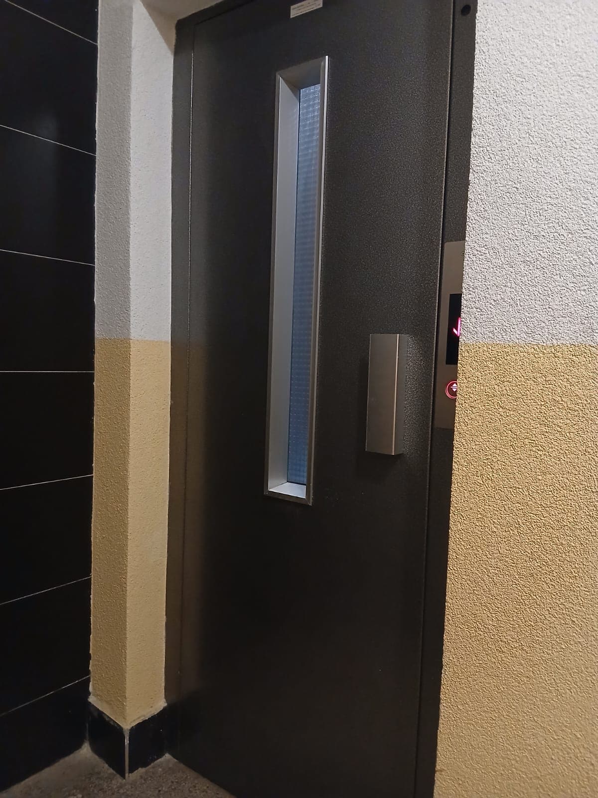 Banesë në SHITJE – 68 m² | Qendër,