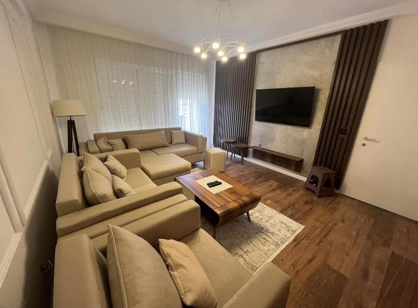 APARTAMENT PËR QIRA – 67 m²