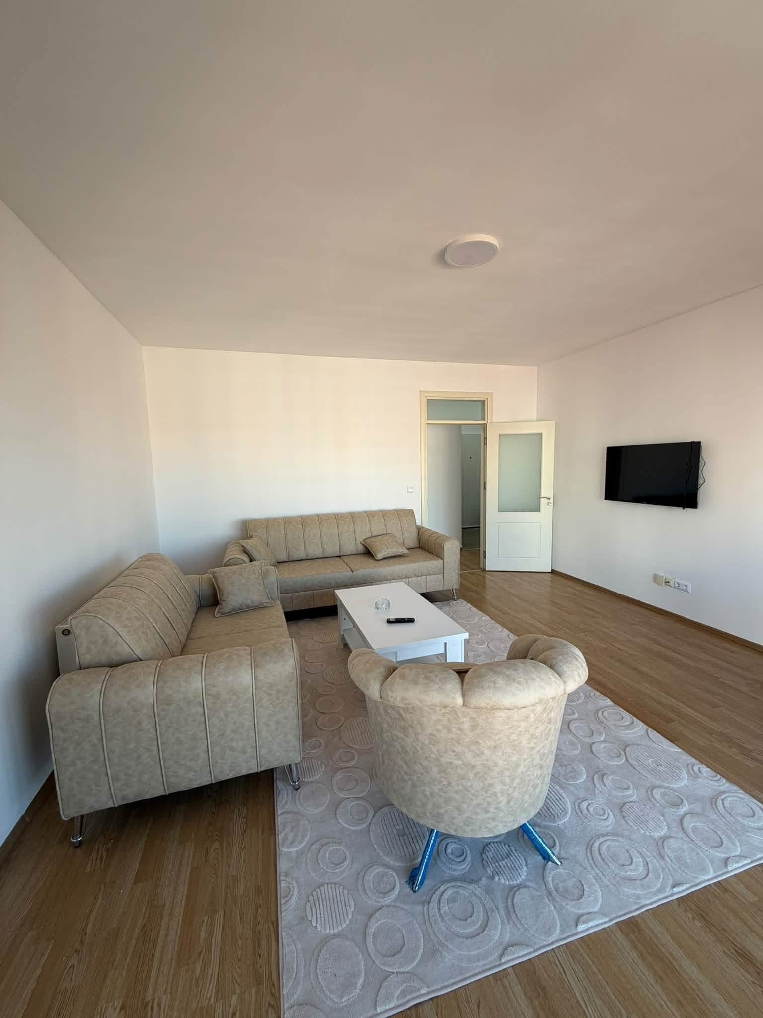 APARTAMENT PËR QIRA – 100 m²