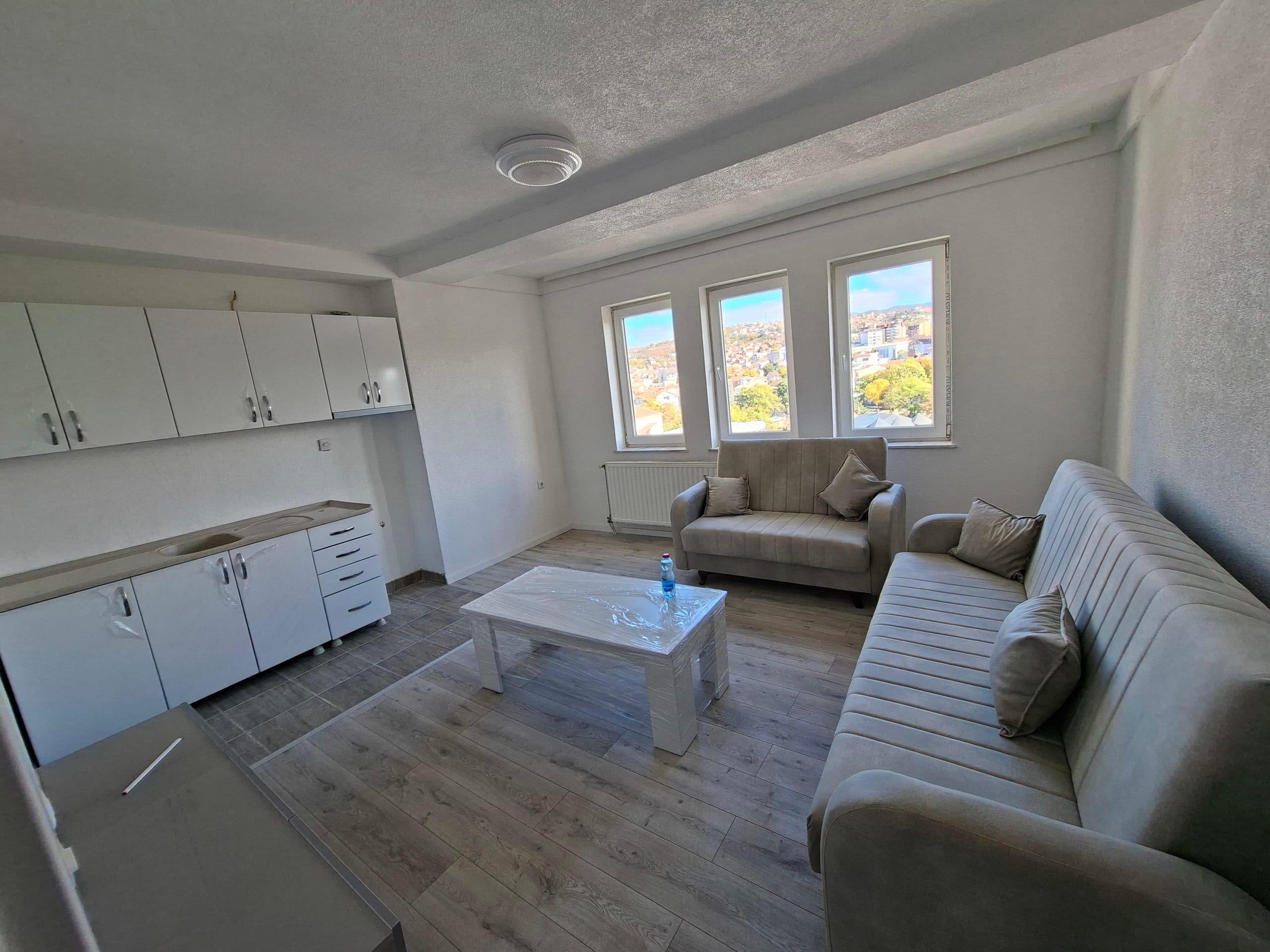 APARTAMENT PËR QIRA – 80 m²