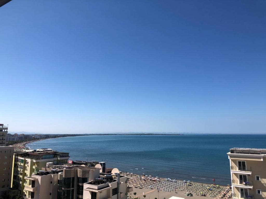 Banesë në SHITJE – 107 m² | Twin Tower, 4