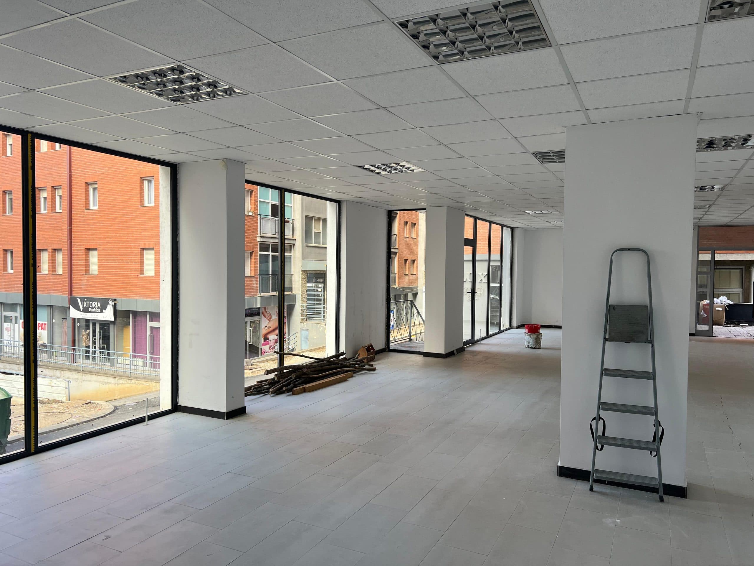 Lokal në SHITJE – 128 m² | në Rrugën B 2