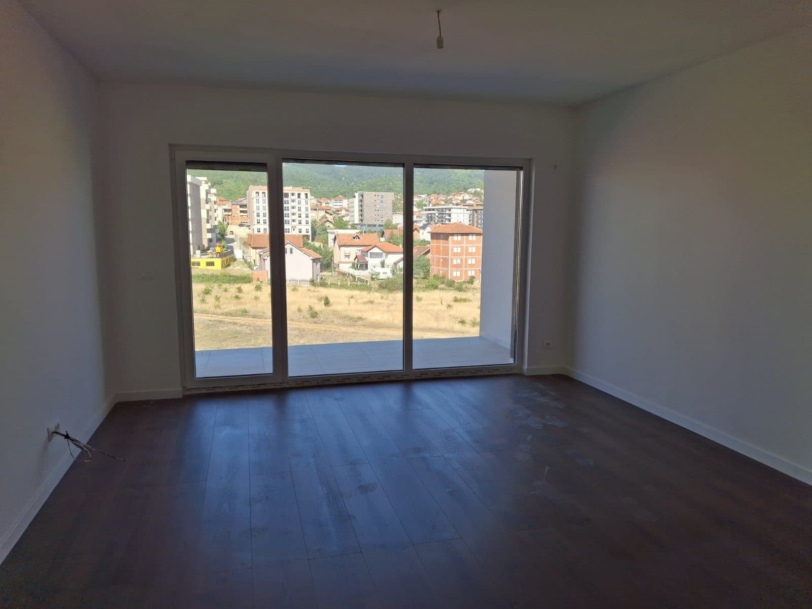 APARTAMENT PËR SHITJE – 93.60 m² 3