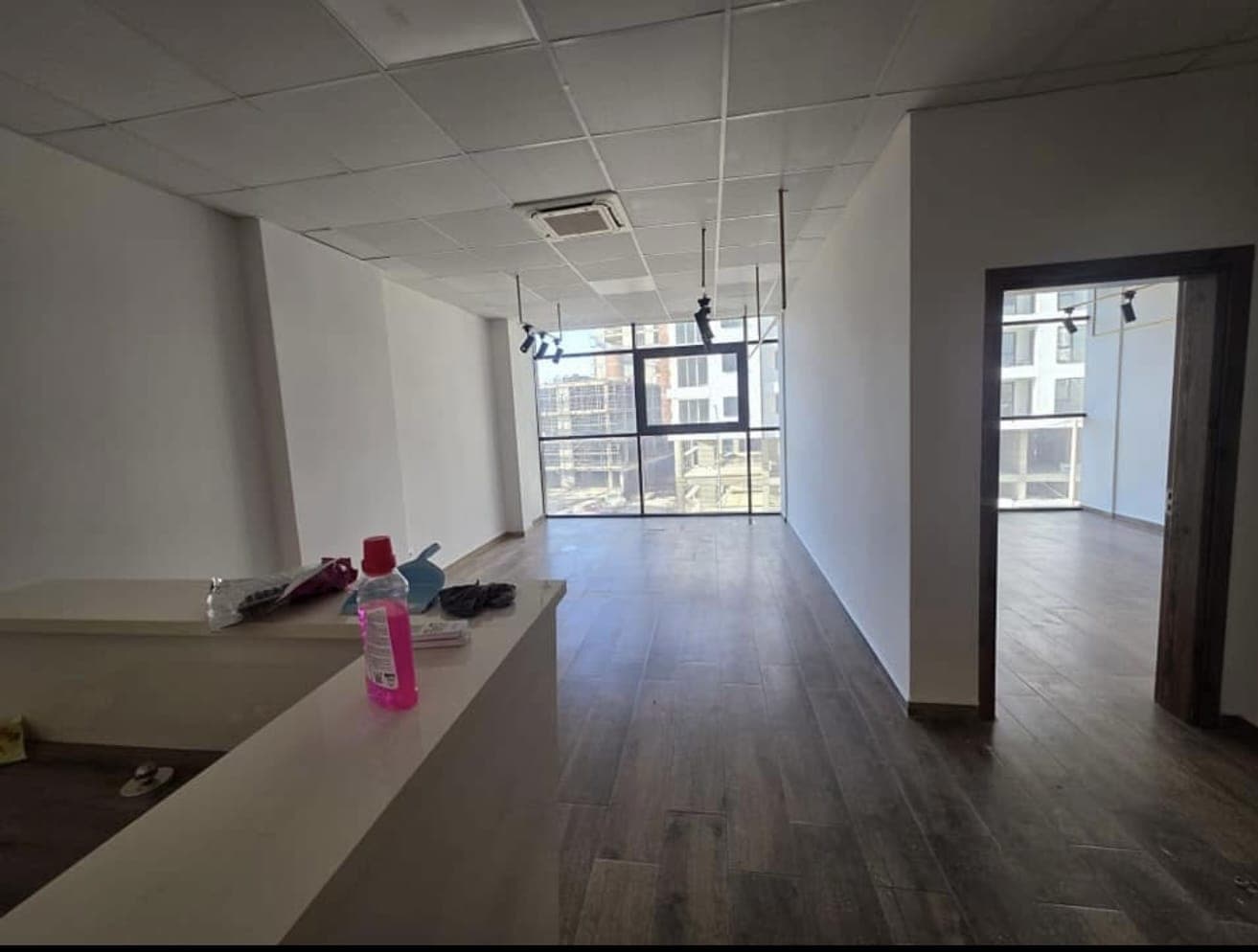 Lokal në SHITJE – 60 m² | Pranë 3