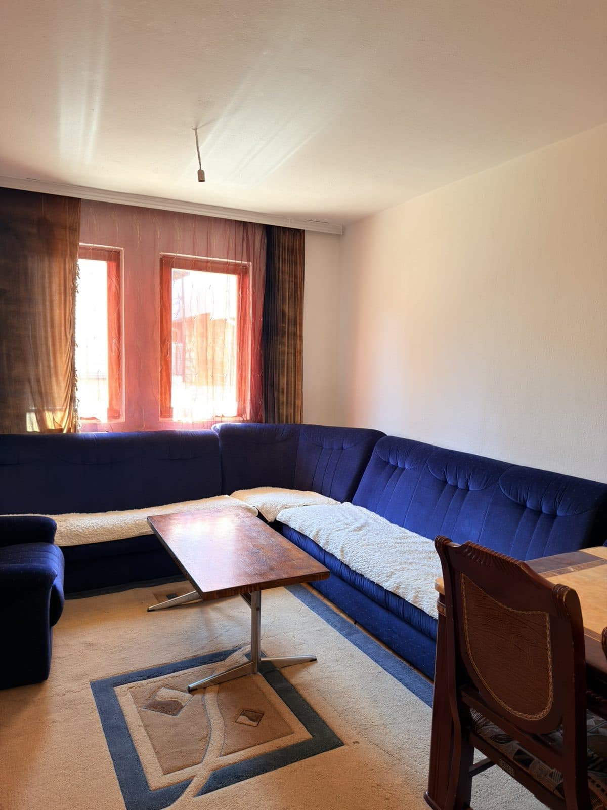 Kat shtëpie për qira – 90 m² | Kalabria/Emshir, Prishtinë
