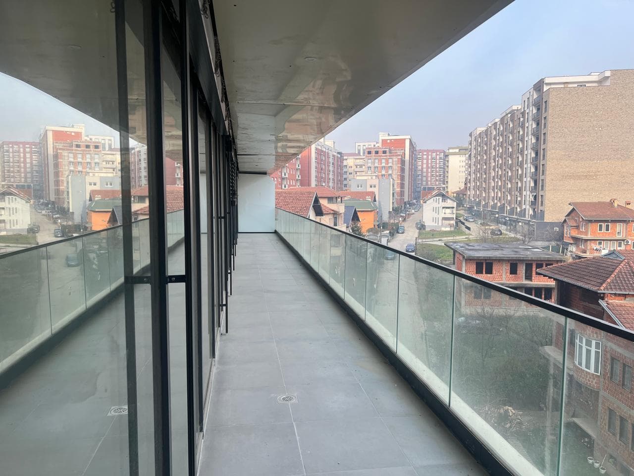 Apartament për SHITJE – 180 m² | Rruga Muharrem Fejza, Prishtinë