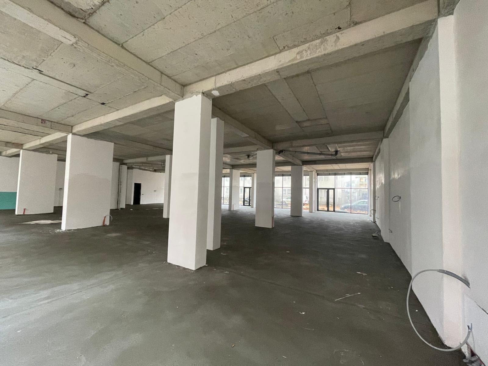 Lokal në SHITJE – 472 m² | Drenas