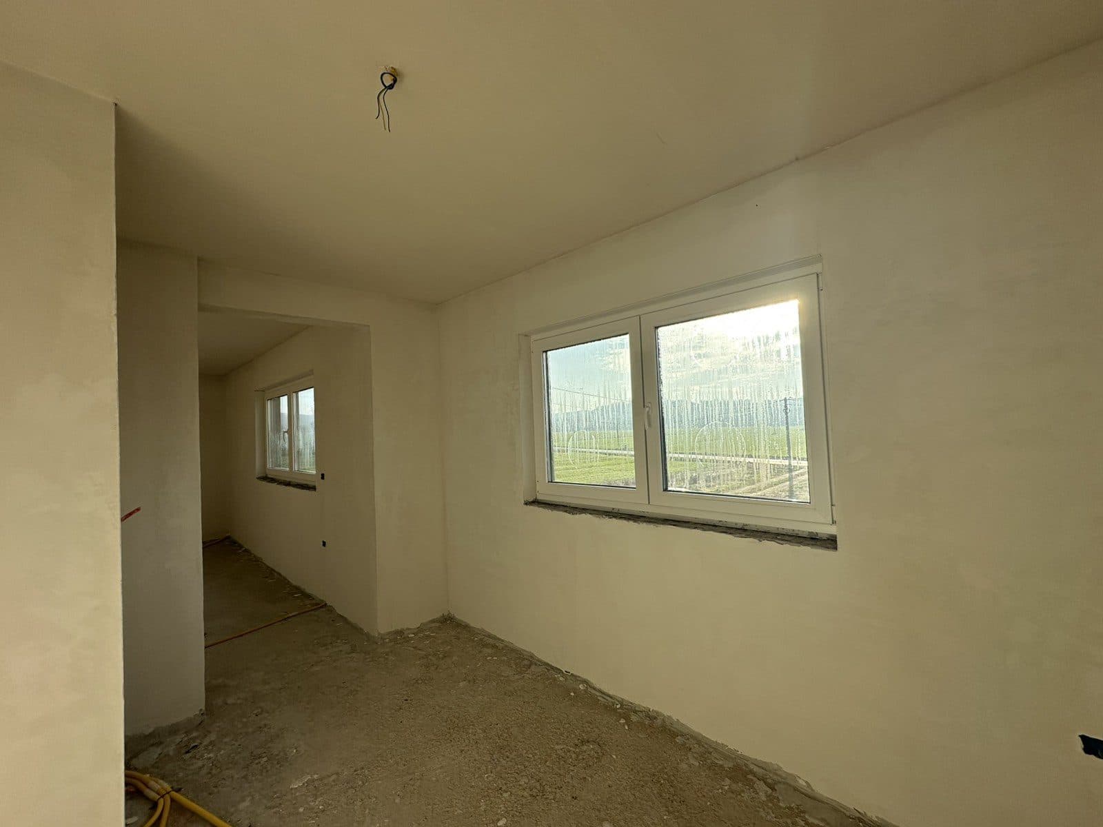 Shtëpi për Shitje – 200 m²