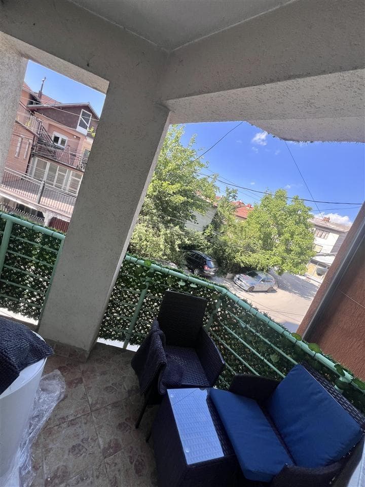 Apartament për SHITJE – 107 m² | Bregu i Diellit (pranë shkollës “Ismail Qemali”)