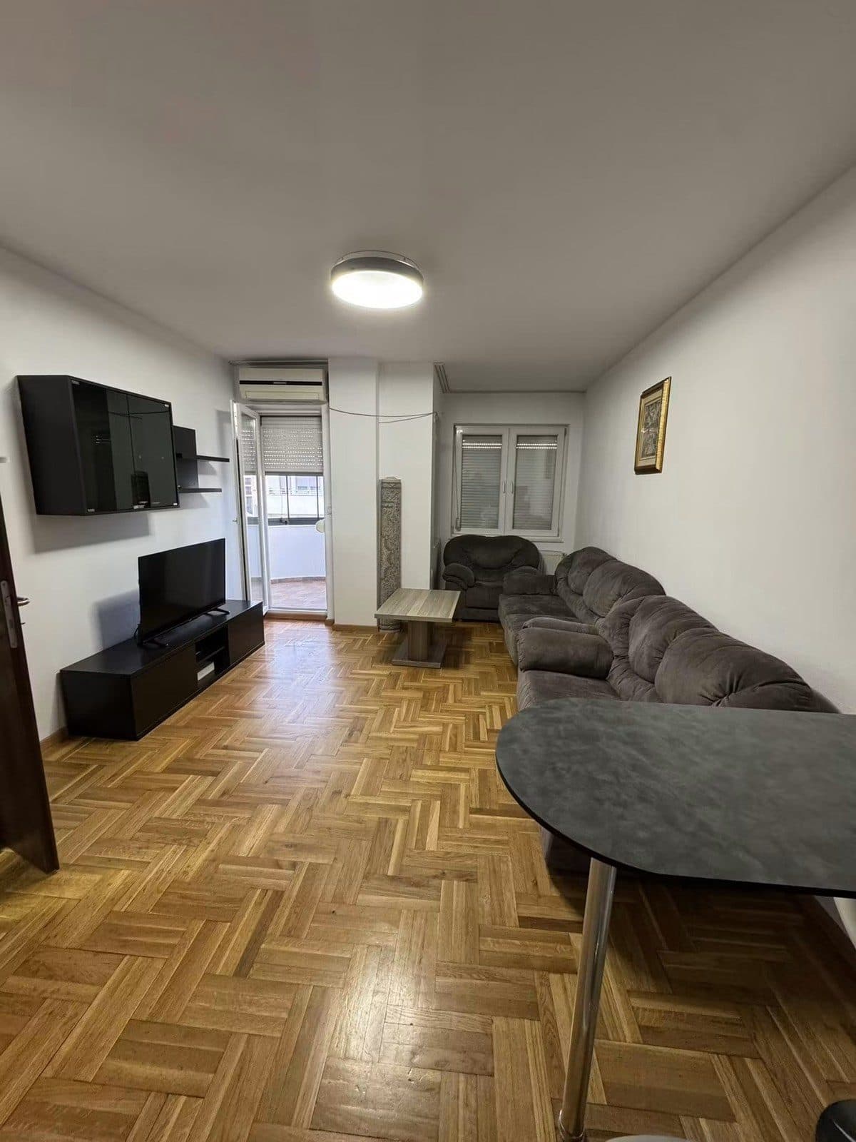 APARTAMENT PËR SHITJE – 45 m²