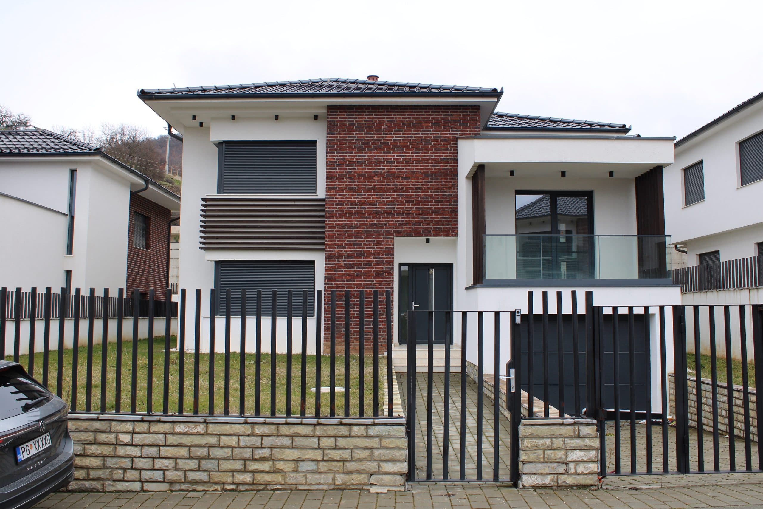 Shtëpi në SHITJE – 332 m² | Sofalia