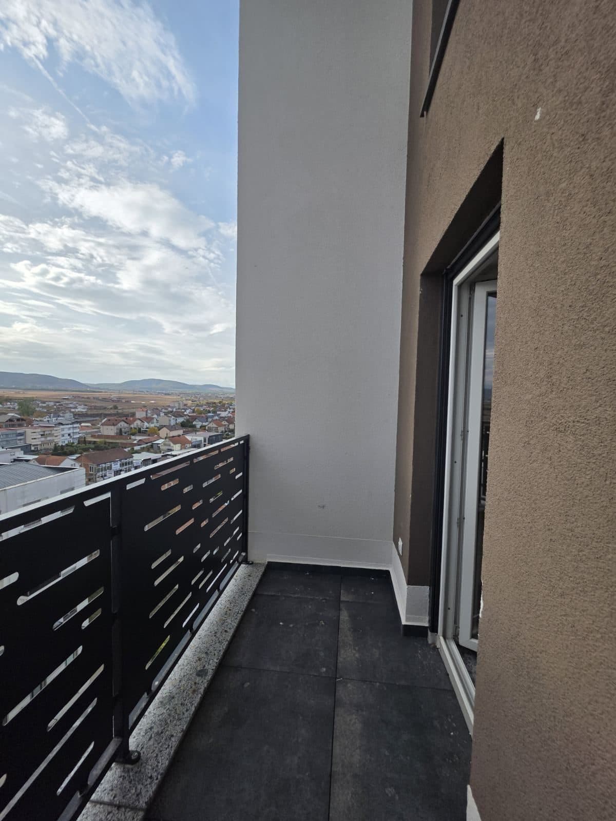 APARTAMENT PËR SHITJE – 87 m² 4