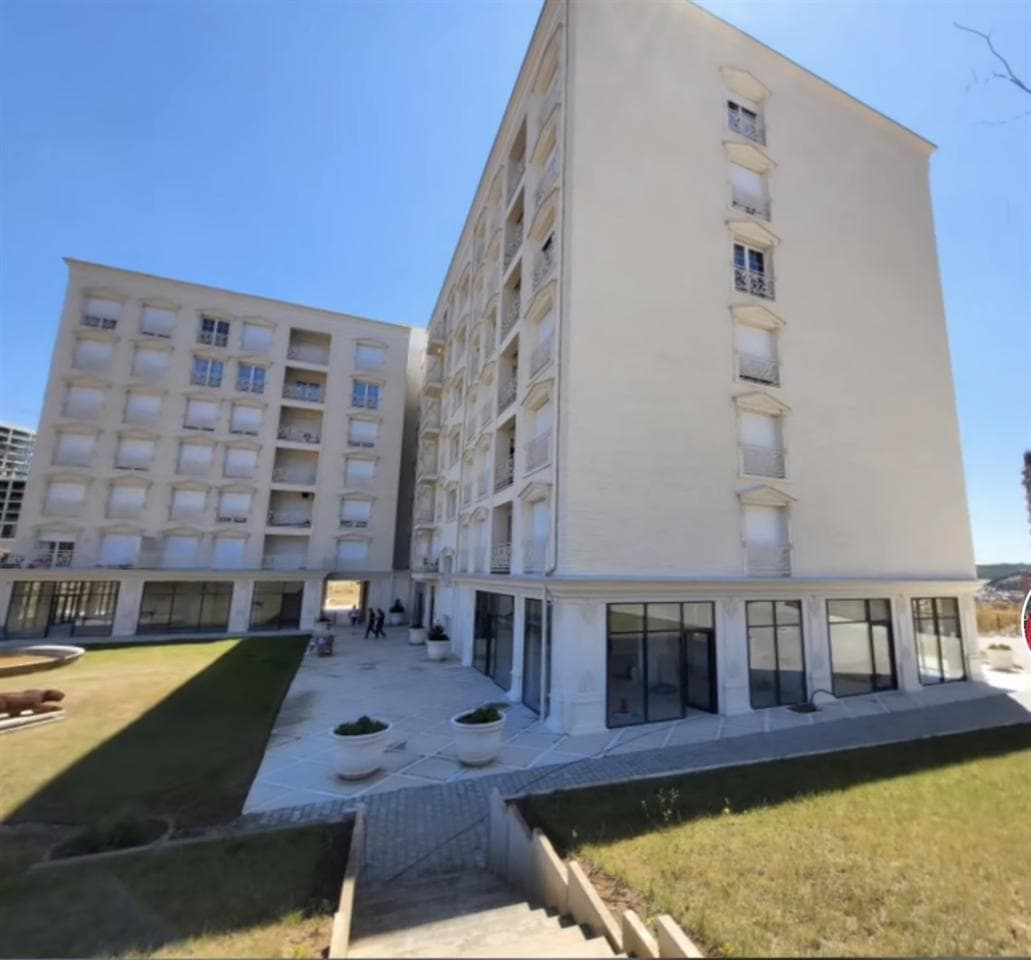 Banesë në SHITJE – 58 m² | Rruga C, 2